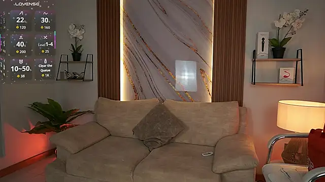 MilaCrave online show from November 2025 11:42:02 AM