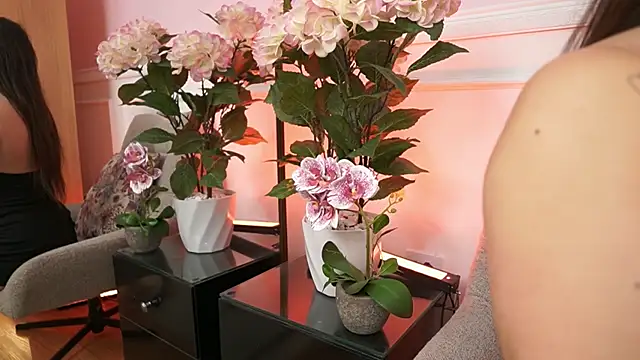 MilaCrave online show from January 2026 11:49:02 AM