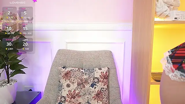 MilaCrave online show from January 2026 11:36:02 AM