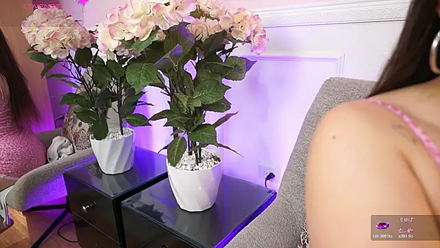 MilaCrave online show from January 2026 11:36:01 AM