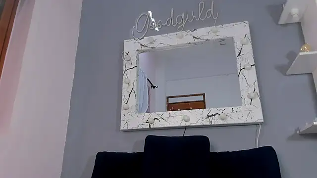 Snapshot of camillo_virgil chatting on September 2025 11:31:02 AM camillo virgil online show from September 2025 11:31:02 AM