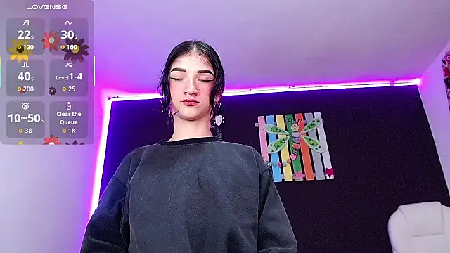 ingrid zese  online show from September 2025 01:06:02 PM