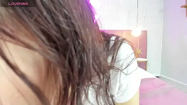 Snapshot of HANNA_BASTIAN_VC chatting on November 2025 02:26:02 AM HANNA BASTIAN VC online show from November 2025 02:26:02 AM