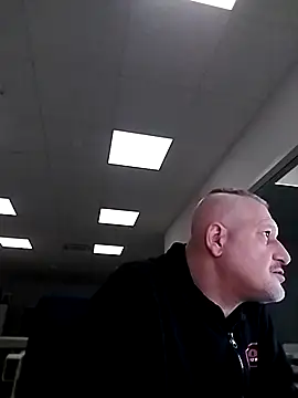 Hisnimin online show from February 2026 12:01:02 AM