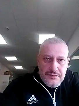 Hisnimin online show from February 2026 06:05:01 PM