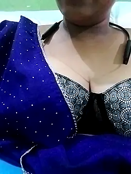 Dimplegirl online show from October 2025 06:41:02 PM