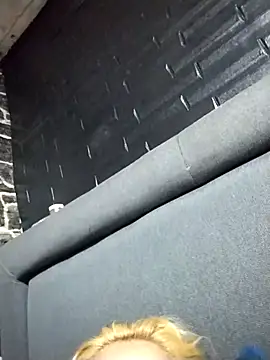 Ashleycam69 online show from October 2025 03:22:02 PM