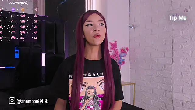 jennie whitee online show from September 2025 11:43:01 AM