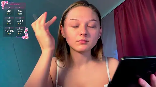 Smoke mama online show from November 2025 04:23:01 AM