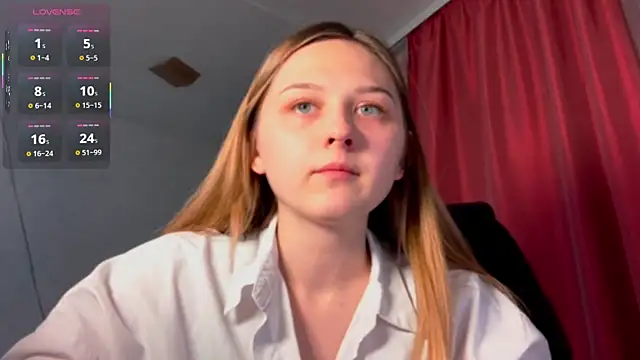 Smoke mama online show from September 2025 06:14:02 PM