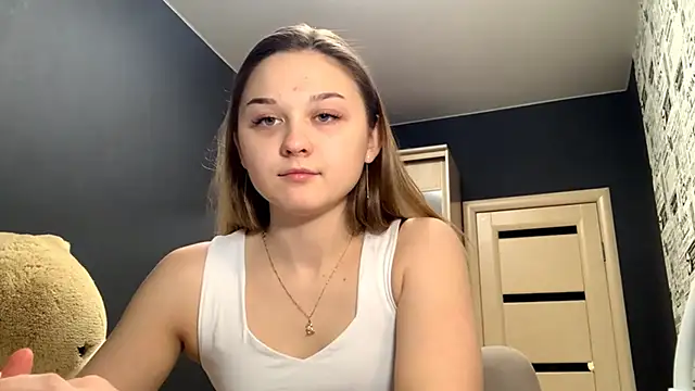 Smoke mama online show from February 2026 08:20:01 AM