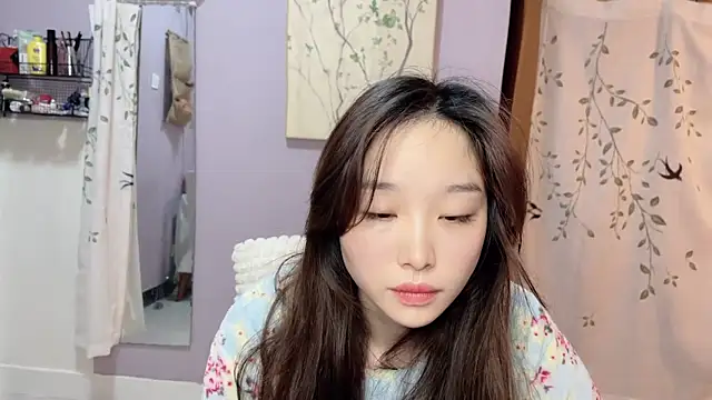 Snapshot of Y2Luvk chatting on November 2025 09:15:01 PM Y2Luvk online show from November 2025 09:15:01 PM