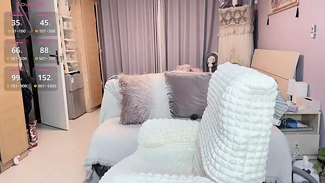 Snapshot of Y2Luvk chatting on October 2025 09:16:02 PM Y2Luvk online show from October 2025 09:16:02 PM