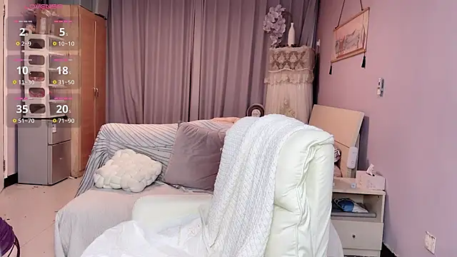 Snapshot of Y2Luvk chatting on September 2025 11:00:01 PM Y2Luvk online show from September 2025 11:00:01 PM