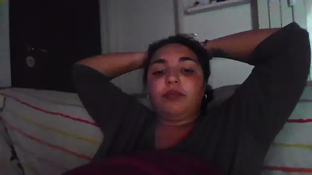 LadySophia03 online show from October 2025 03:24:01 PM