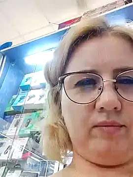 LustyyX online show from July 2026 12:17:02 PM