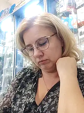 LustyyX online show from May 2026 12:05:01 PM