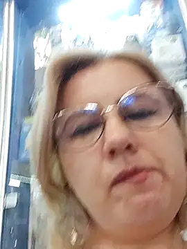 LustyyX online show from June 2026 12:00:01 PM