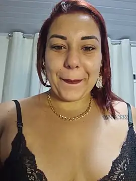 Snapshot of RuivaMisteriosa3 chatting on December 2025 08:08:02 AM RuivaMisteriosa3 online show from December 2025 08:08:02 AM