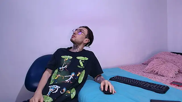annyharriis online show from July 2026 07:57:02 PM
