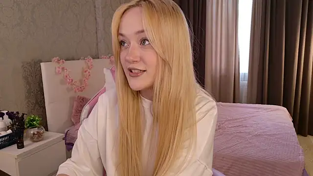 HeyMonkey  online show from December 2025 12:37:01 PM