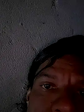 Snapshot of PAROQUI chatting on June 2026 10:37:02 PM PAROQUI online show from June 2026 10:37:02 PM