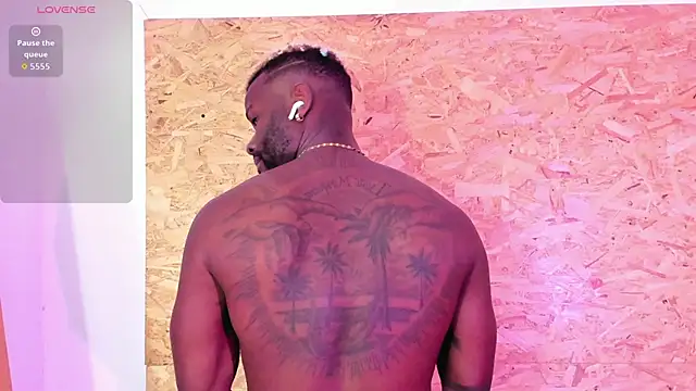 santiblack7 online show from November 2025 02:00:02 AM