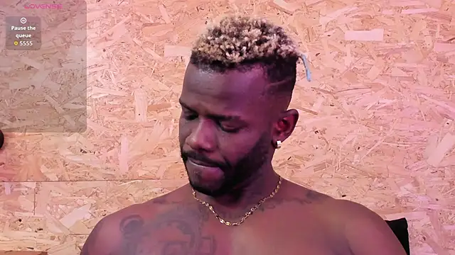 santiblack7 online show from December 2025 02:32:01 AM