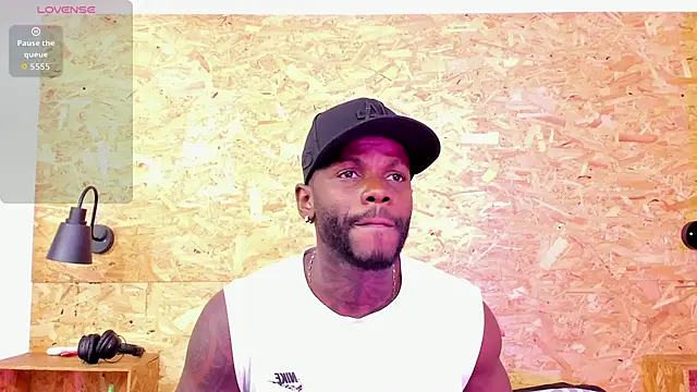 santiblack7 online show from December 2025 12:57:02 AM