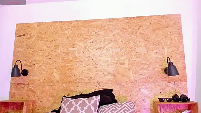 santiblack7 online show from October 2025 07:24:01 PM