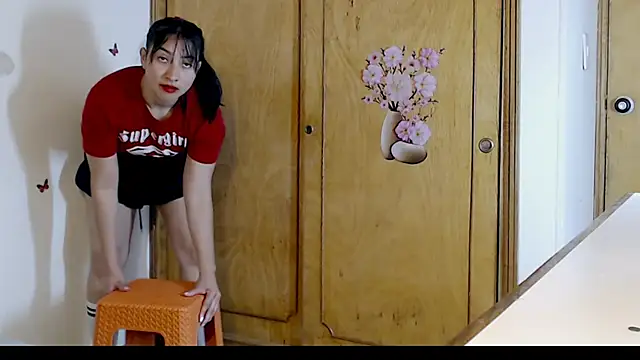 Snapshot of angelyxs chatting on December 2025 09:04:02 PM angelyxs online show from December 2025 09:04:02 PM