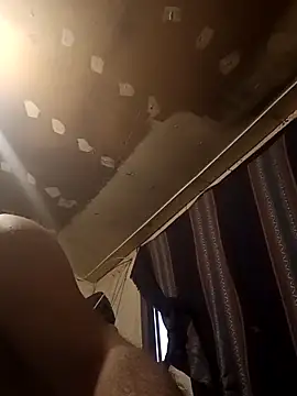 lucho2328 online show from November 2025 11:31:02 PM