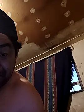 lucho2328 online show from September 2025 10:57:02 PM