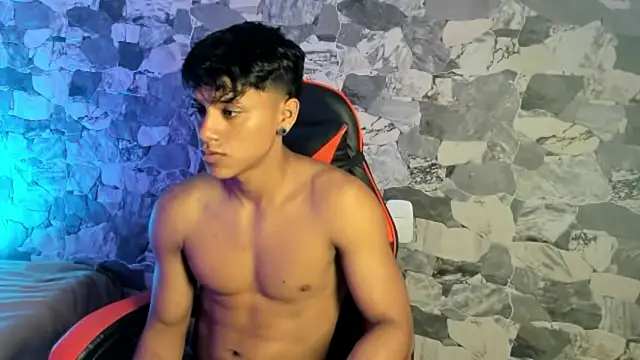 ZYZZ1312 online show from May 2026 04:11:02 AM