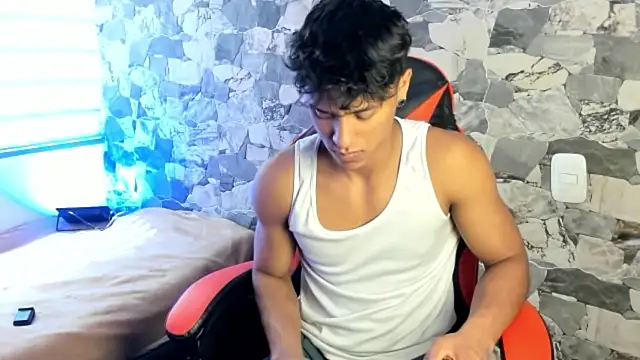 ZYZZ1312 online show from May 2026 06:02:02 PM