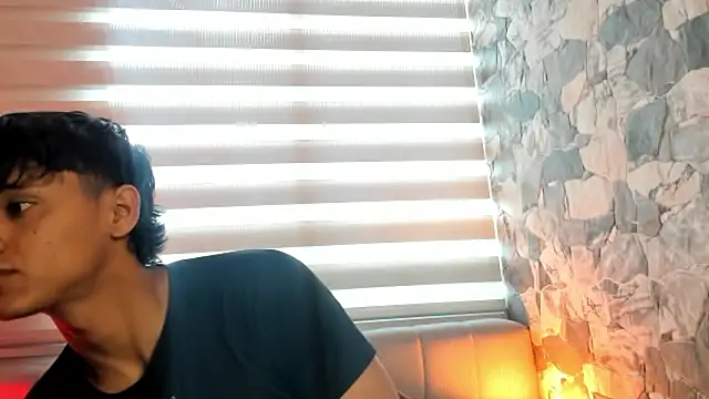 ZYZZ1312 online show from March 2026 06:59:02 PM