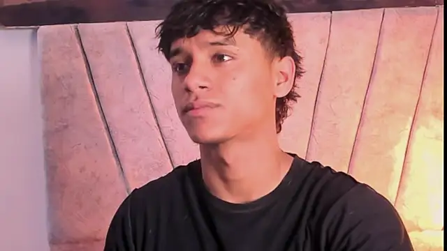 Snapshot of ZYZZ1312 chatting on January 2026 05:30:01 PM ZYZZ1312 online show from January 2026 05:30:01 PM