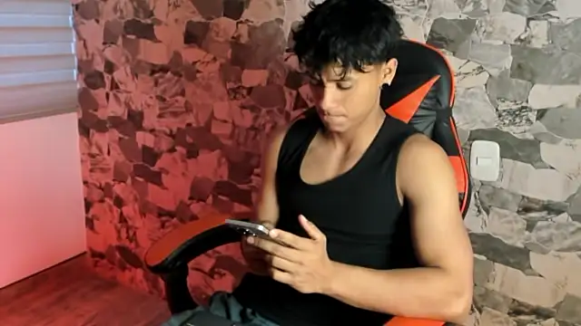 ZYZZ1312 online show from July 2026 10:45:01 PM