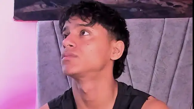 Snapshot of ZYZZ1312 chatting on January 2026 06:14:02 PM ZYZZ1312 online show from January 2026 06:14:02 PM