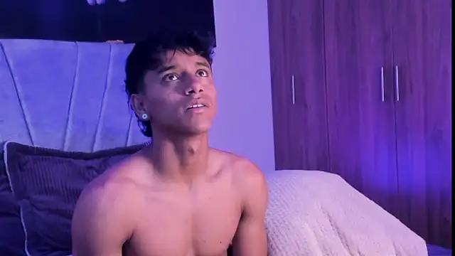 ZYZZ1312 online show from September 2025 05:17:01 PM