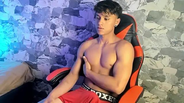 ZYZZ1312 online show from May 2026 05:05:01 AM