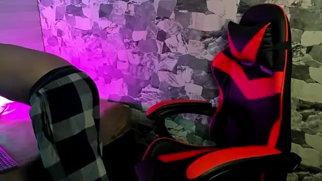 ZYZZ1312 online show from April 2026 03:57:02 AM