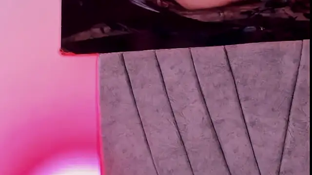 Snapshot of ZYZZ1312 chatting on October 2025 04:04:02 PM ZYZZ1312 online show from October 2025 04:04:02 PM