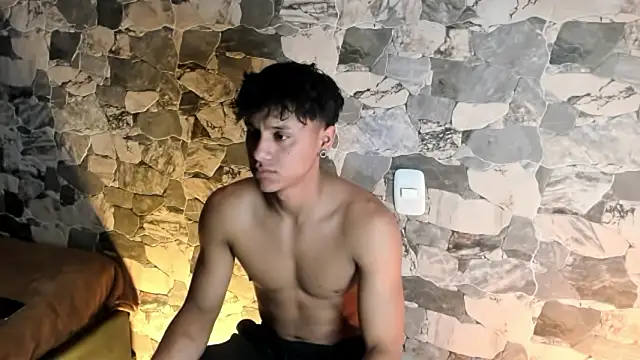 ZYZZ1312 online show from March 2026 03:08:02 AM