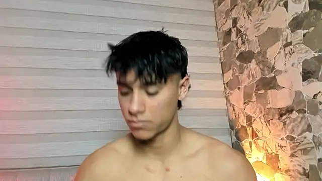 Snapshot of ZYZZ1312 chatting on February 2026 05:05:01 AM ZYZZ1312 online show from February 2026 05:05:01 AM