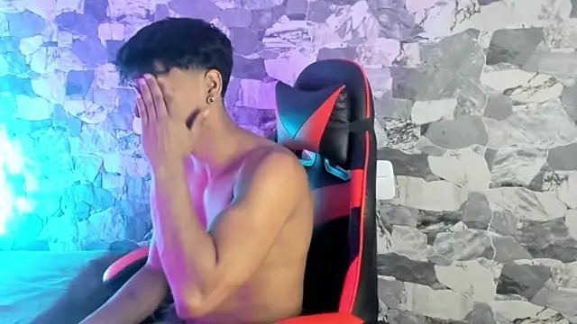 ZYZZ1312 online show from April 2026 04:41:01 AM