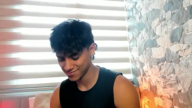 ZYZZ1312 online show from March 2026 07:20:01 PM