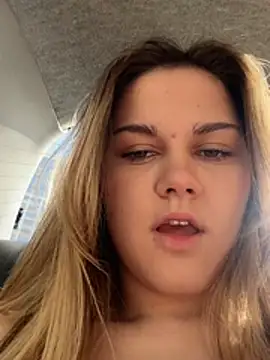 lisabaus online show from March 2026 06:50:01 AM