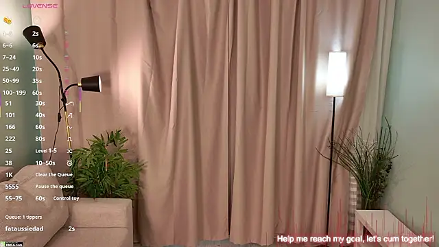 lisabaus online show from February 2026 07:15:02 AM