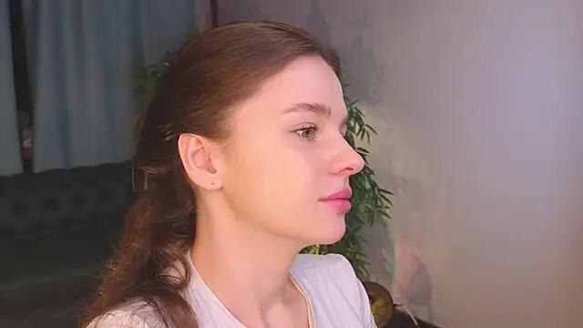 Olivia Farrell online show from February 2026 12:37:01 PM